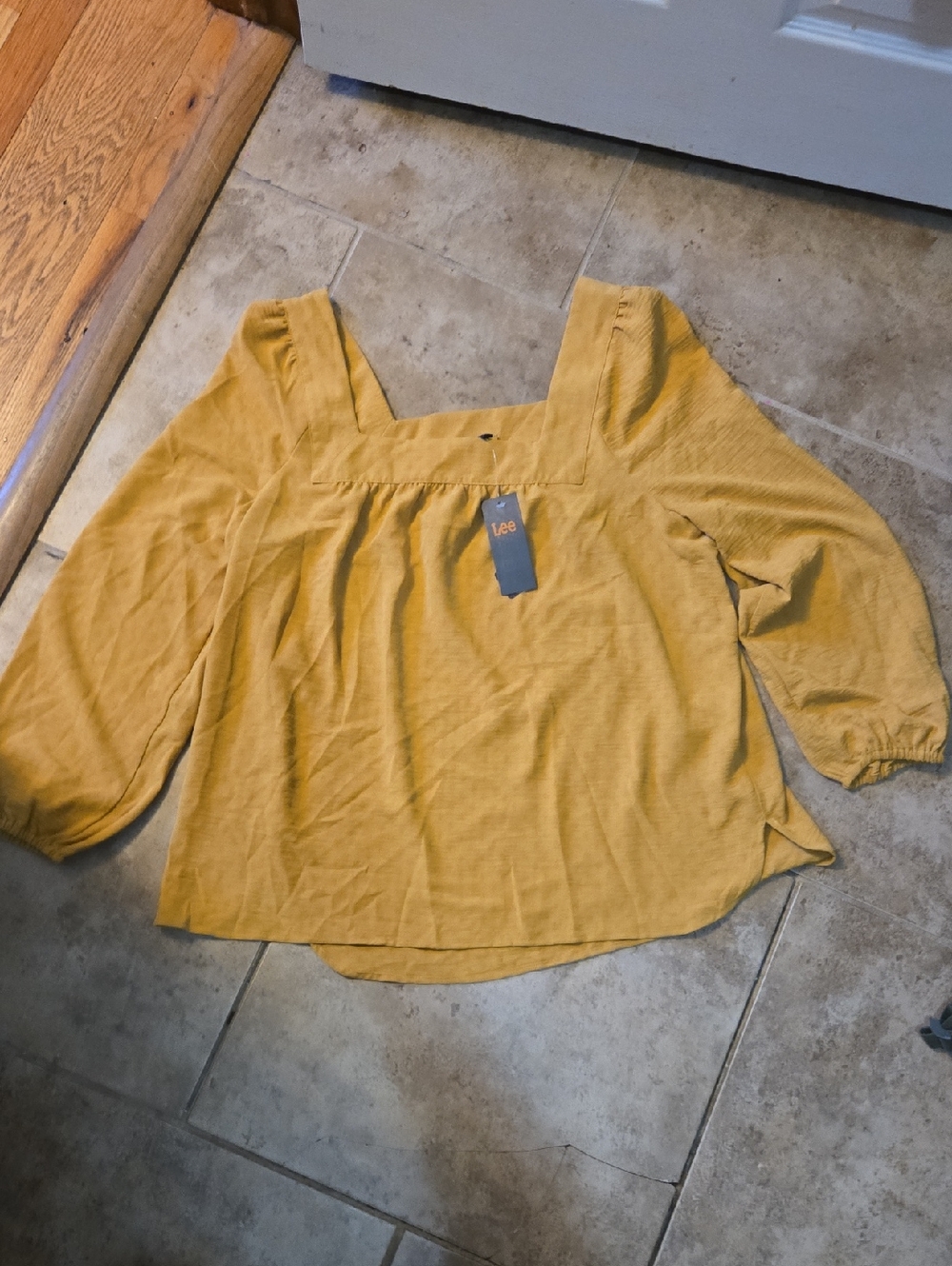 Lee Women's Mustard Square-Neck Peasant Top